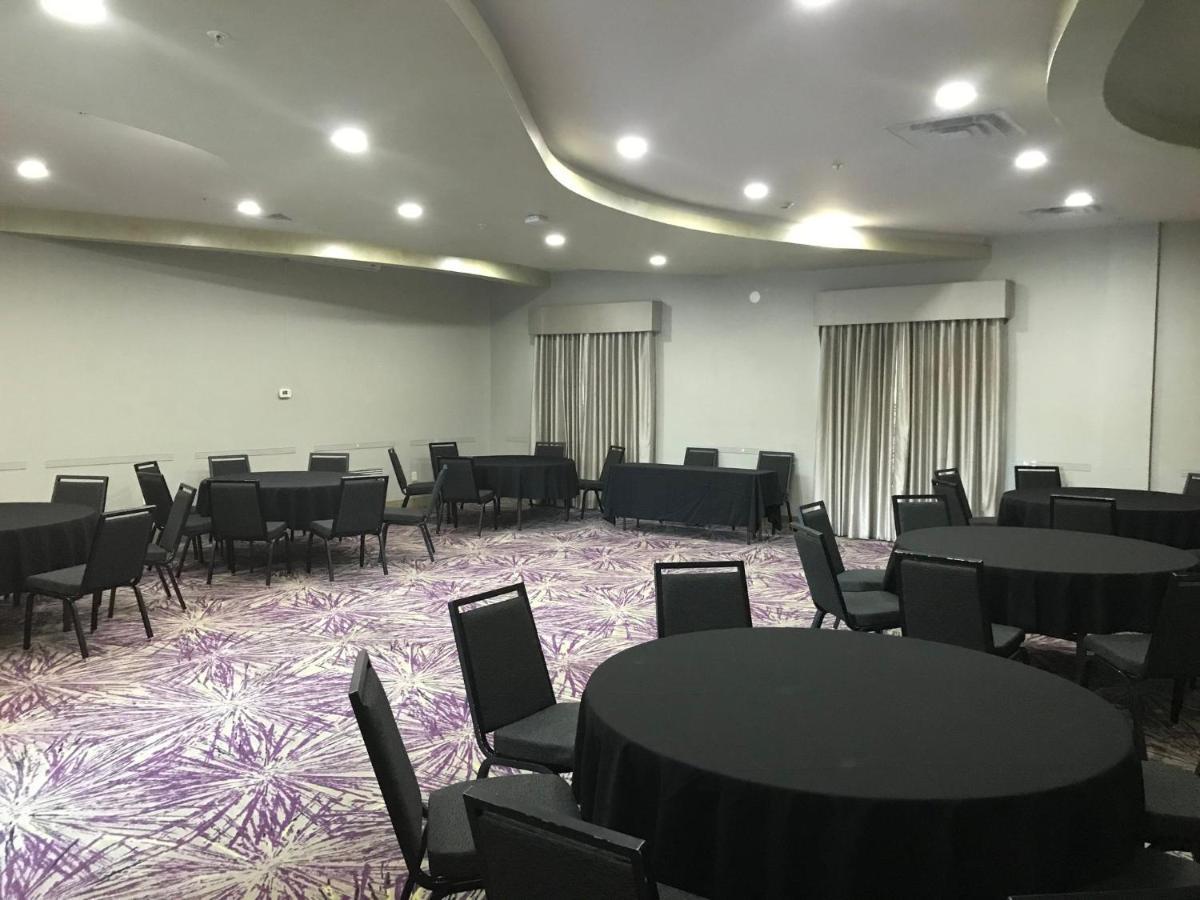 Holiday Inn Express & Suites Garland E - Lake Hubbard I30 By Ihg Exterior photo